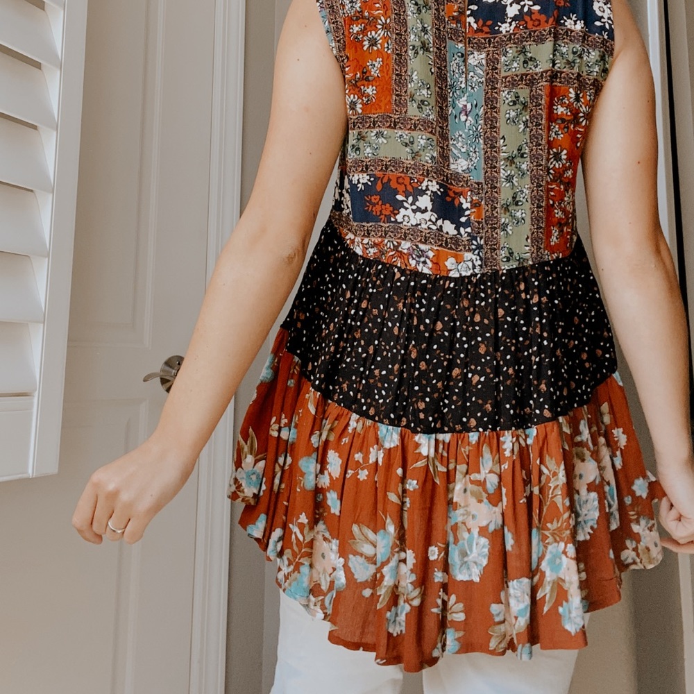 Flowy Top - Picture 3 of 3